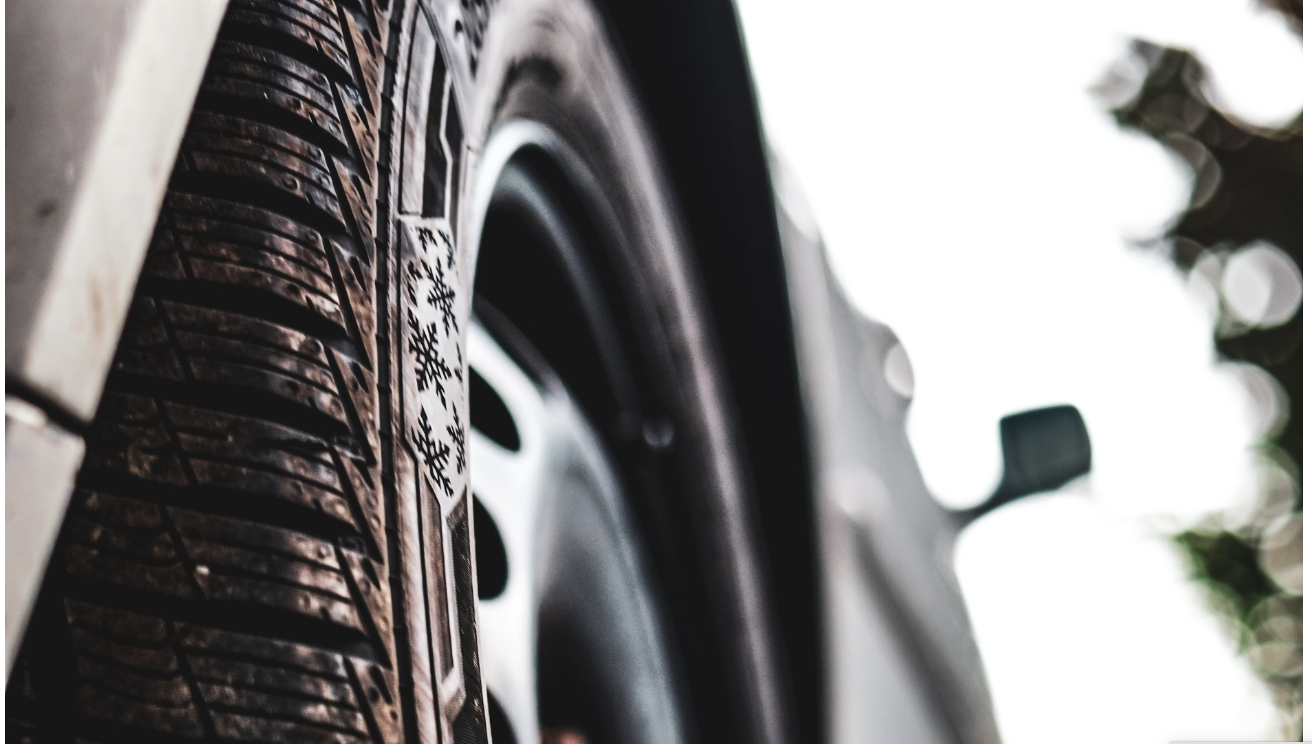 Understanding Tire Pressure: A Crucial Element for December Driving